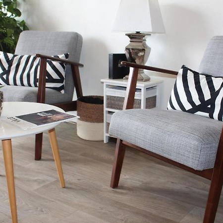 Le Clos Pichot - Studio Avec Balcon, Parking Prive - 5Mn Gare Chartres Exteriér fotografie