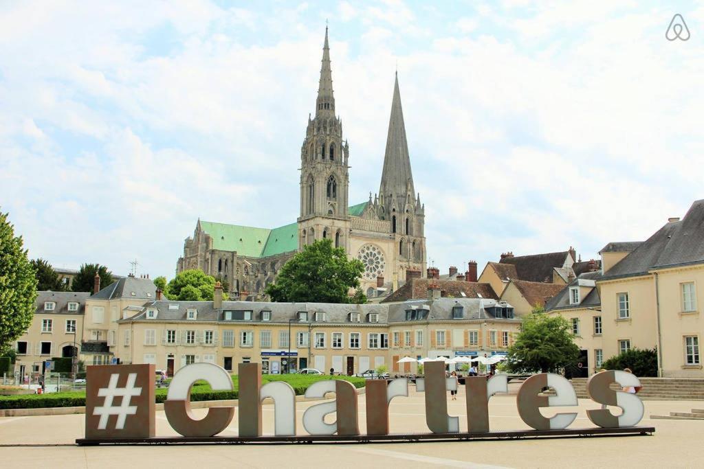 Le Clos Pichot - Studio Avec Balcon, Parking Prive - 5Mn Gare Chartres Exteriér fotografie