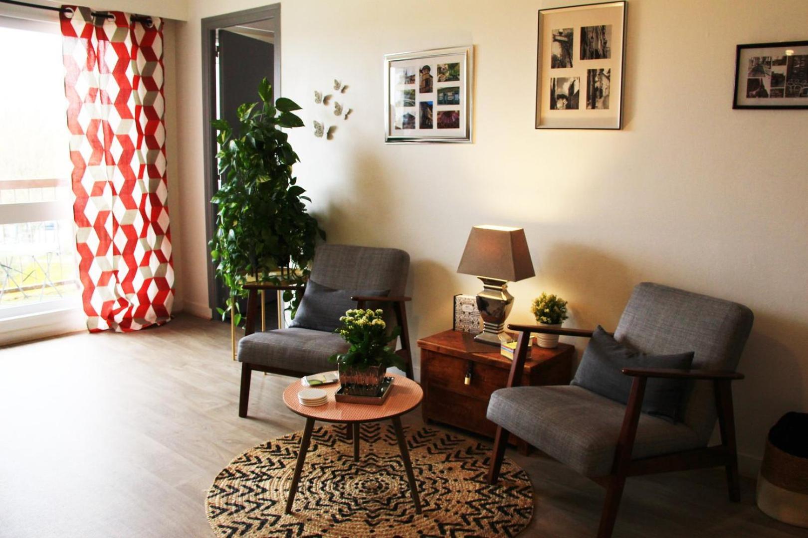 Le Clos Pichot - Studio Avec Balcon, Parking Prive - 5Mn Gare Chartres Exteriér fotografie