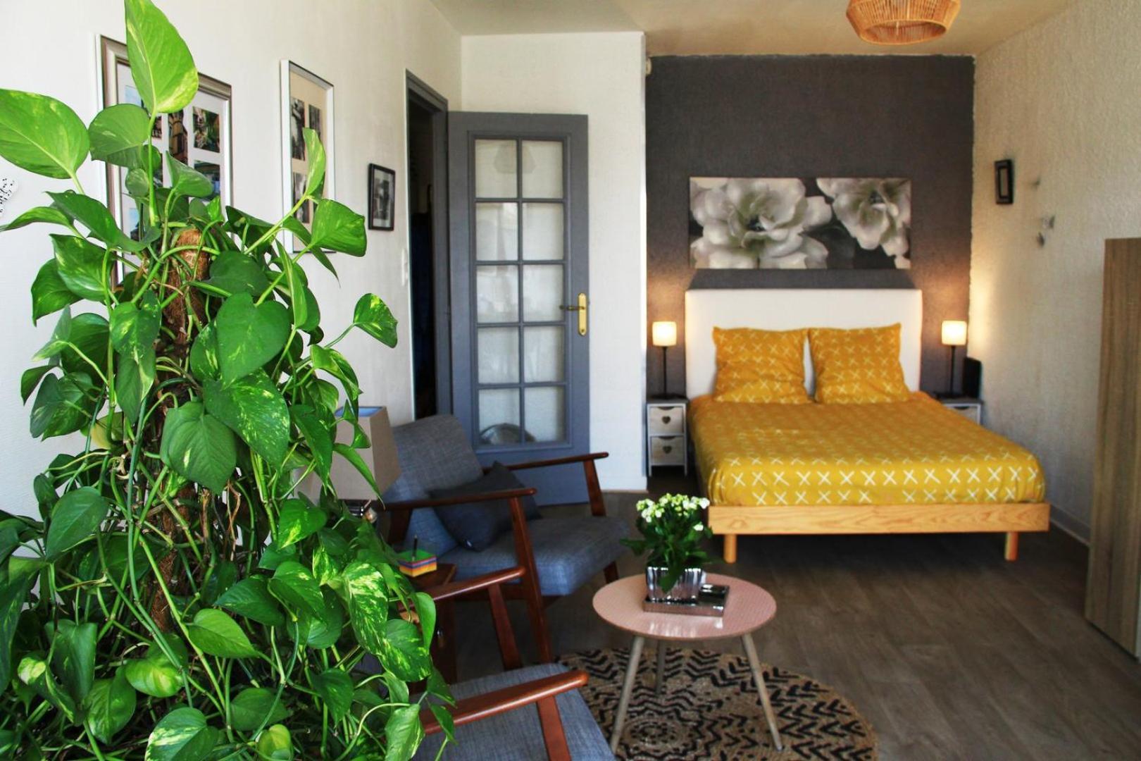 Le Clos Pichot - Studio Avec Balcon, Parking Prive - 5Mn Gare Chartres Exteriér fotografie